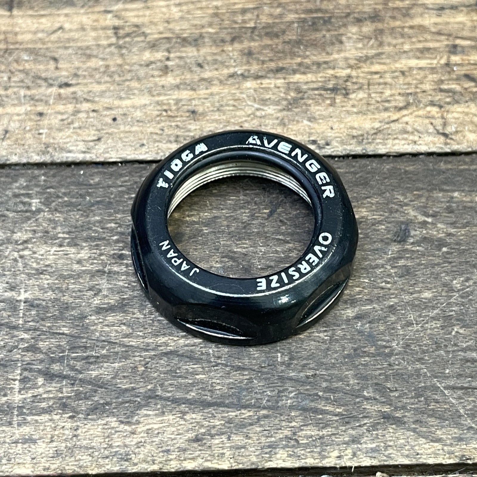 Vintage Tioga Avenger Oversize 1 1/8 Threaded Headset Top Locknut Black NOS