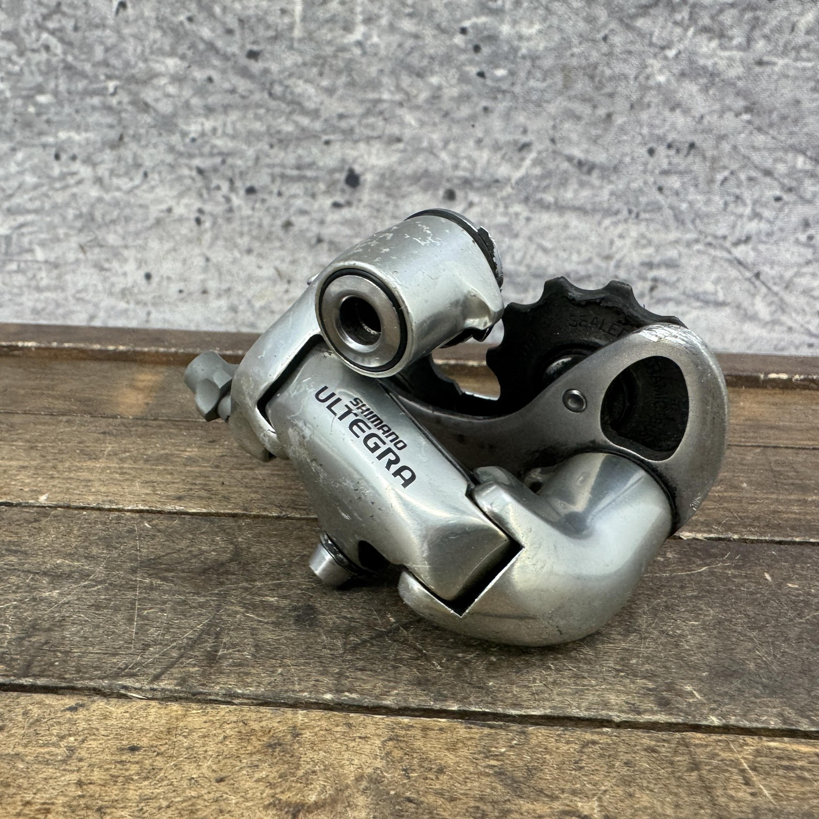Vintage Shimano Ultegra RD-6500 Rear Derailleur Short Cage Silver Japan 220g