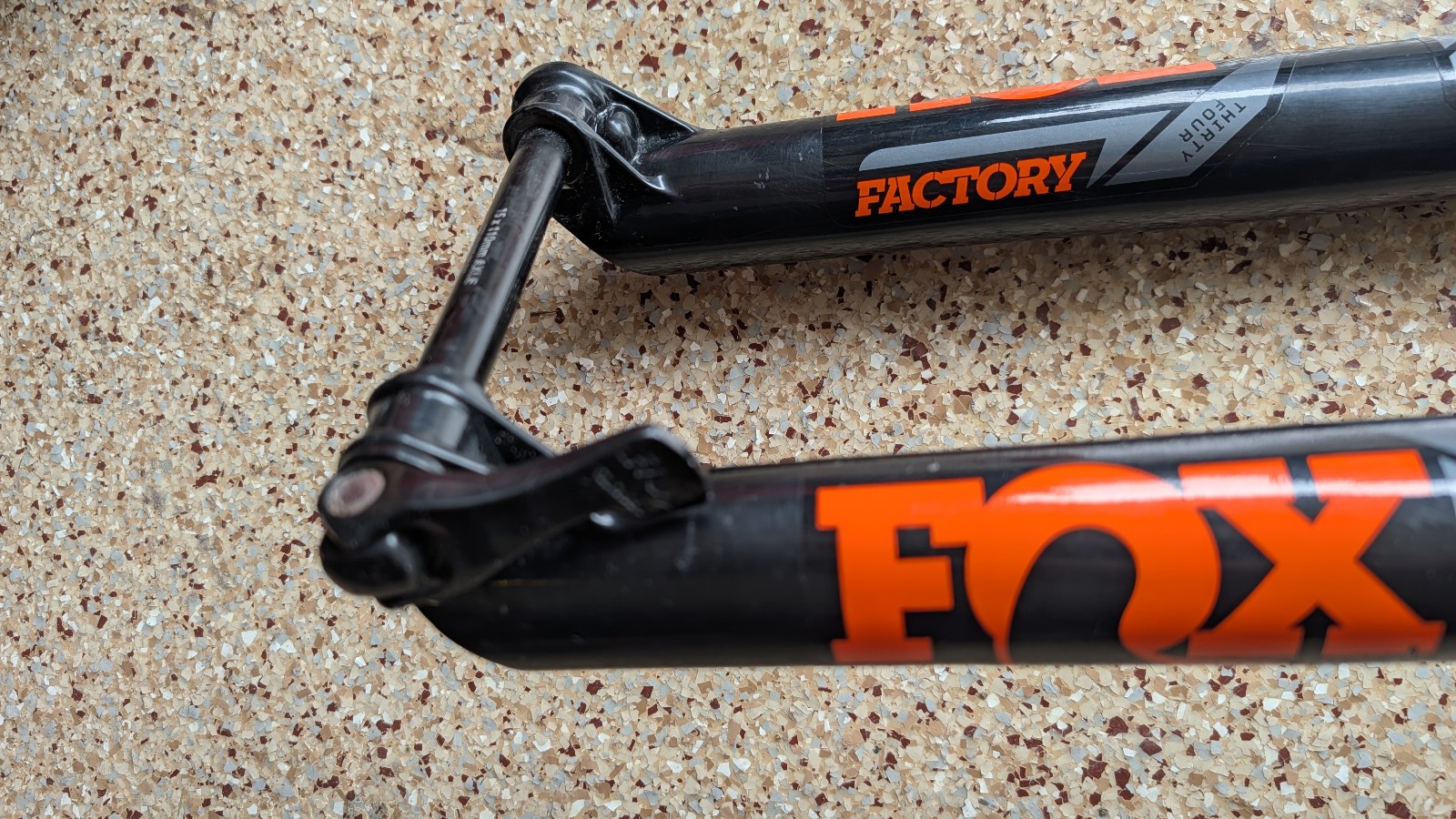 2022 FOX FACTORY 34 FLOAT FORK 29 140mm Fit4 15×110 51mm RAKE