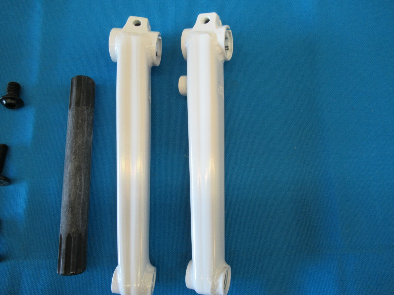 SE Bike BMX Bicycle V-Ridge Crank Cromo White 3 Piece Set 175 mm with Axle -New