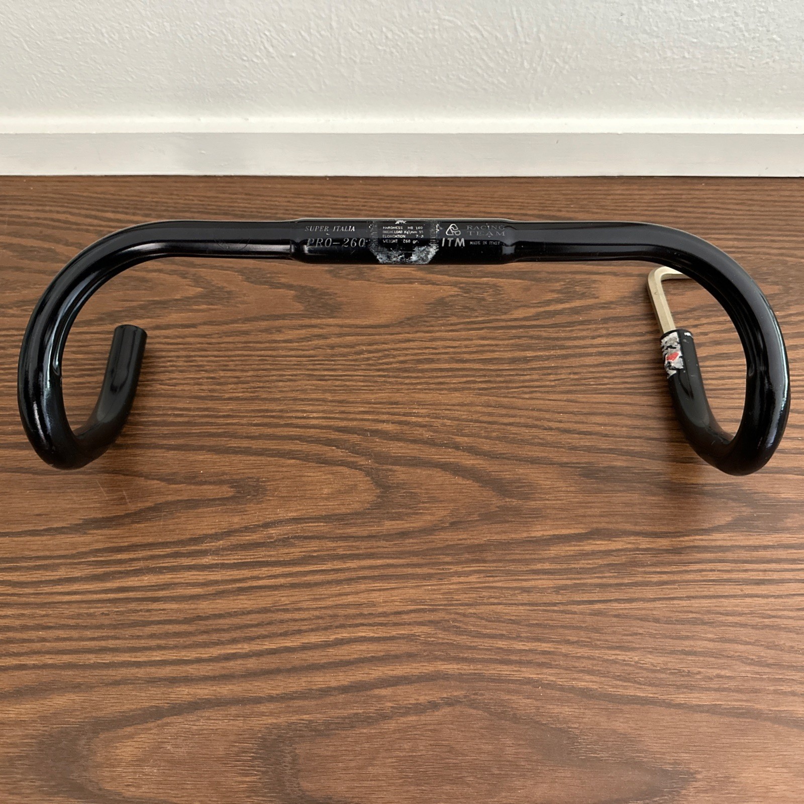 ITM Racing Team Super Italia Pro-260 Anatomic Road Drop Bars – 26mm Clamp – 42cm