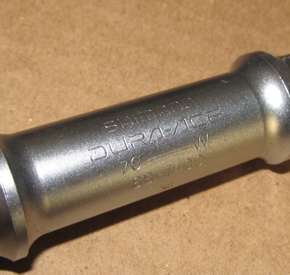 Shimano Dura Ace BB-7400 Bottom Bracket 113mm Spindle for 70mm Shell