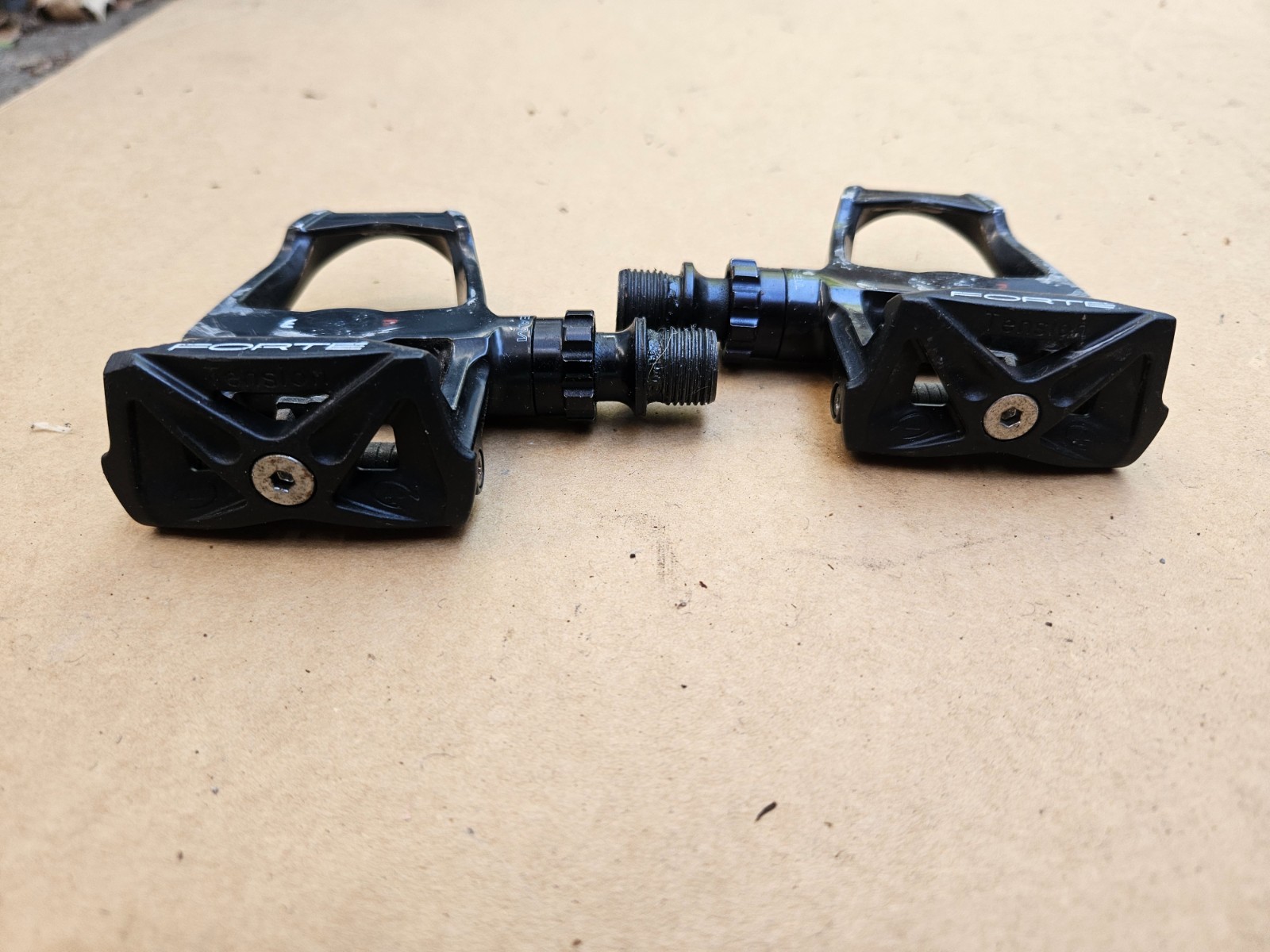 Forte Team SPS-1 Road Bike Clipless Pedals Left Right Set Black 9/16″