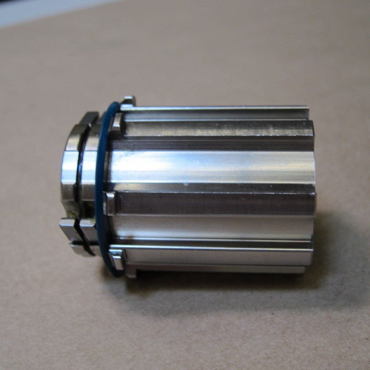 Campagnolo Fulcrum Freehub Campy 9/10/11/12-Speed Cassettes 12mm Axle FH-SC015