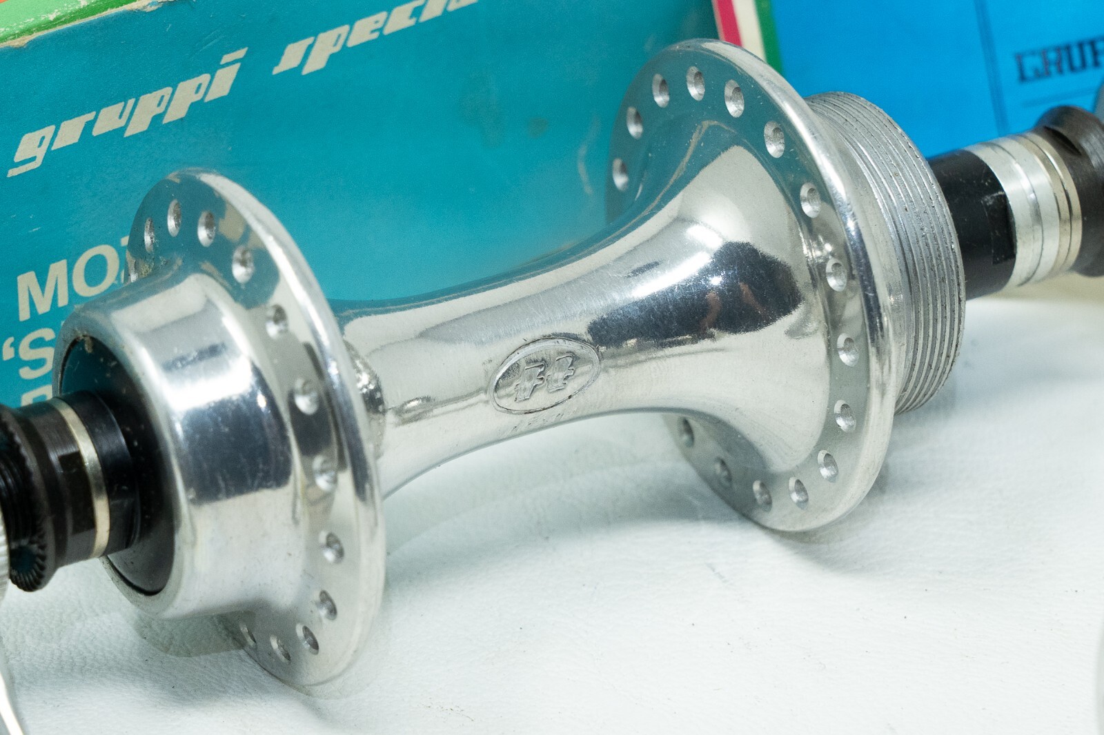 NOS FT BOLOGNA SUPER ROLLING HUBS 36h HOLES VINTAGE OLD LIGHTWEIGHT 6 SPEED