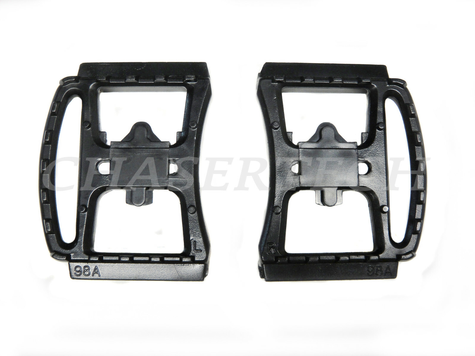 Wellgo 98AR-3 SPD Clipless to Platform Pedals Black 1 Pair