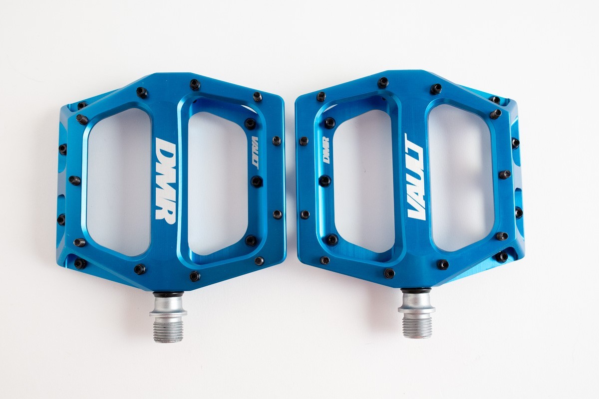 New DMR Vault Pedals Blue 9/16″ Aluminum MTB Platform Pedals