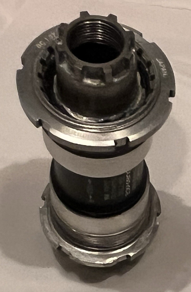 Shimano Dura Ace BB-7700 Bottom Bracket BSA 68mm 109.5mm Octalink V1