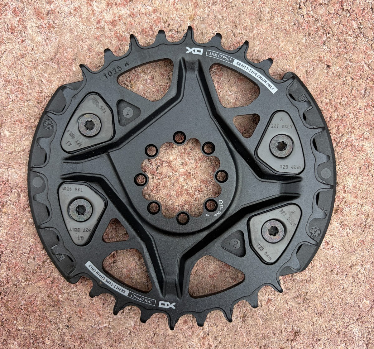 SRAM X0 Eagle T-Type Direct Mount Chainring 32t 12 Speed 8-Bolt w/ Bash Guards