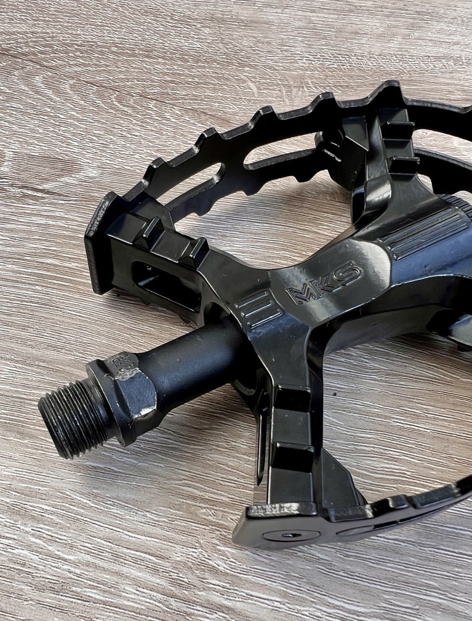 MKS Mikashima Blue Lug XC-III Bear Trap Cage Bicycle Pedals 9/16″ Mono Black
