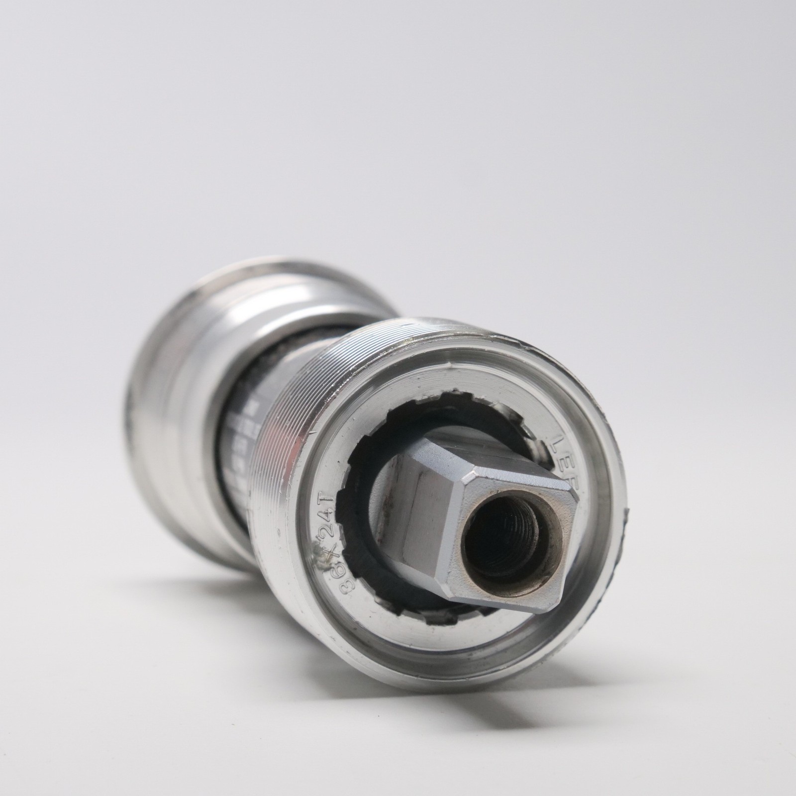 Campagnolo Record 70x112mm Square Taper Italian Threaded Bottom Bracket Carbon