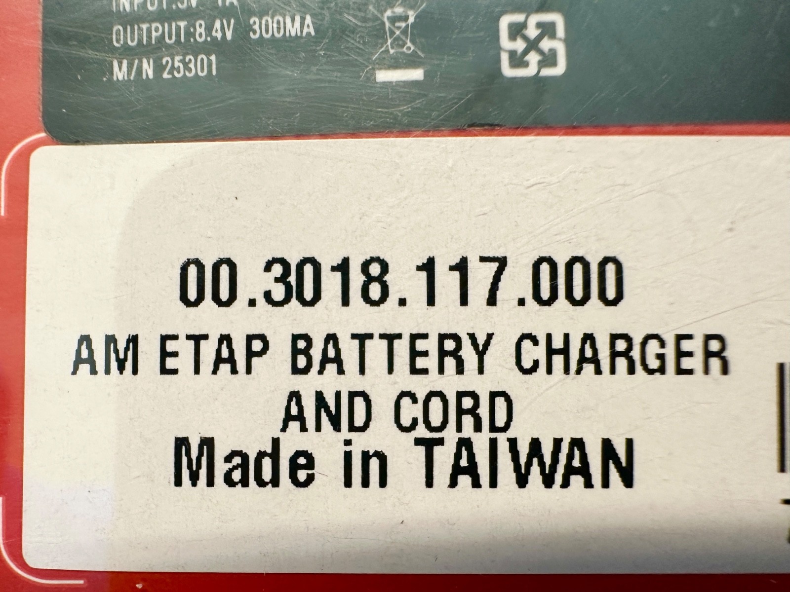SRAM eTap AXS Battery Charger and Cord