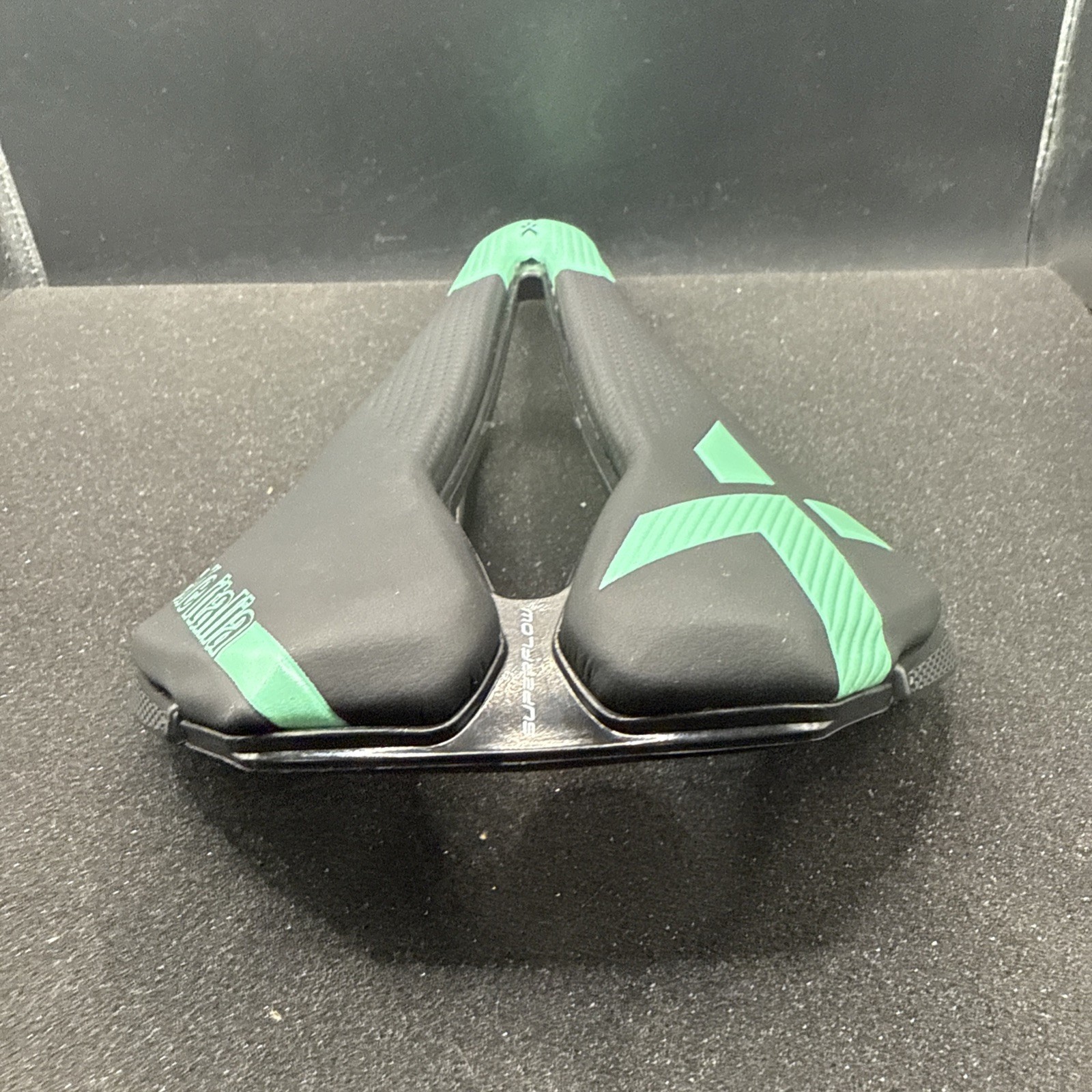 Selle Italia X-lr Super Flow Cycling Saddle Seat Ti316 (9450-28)