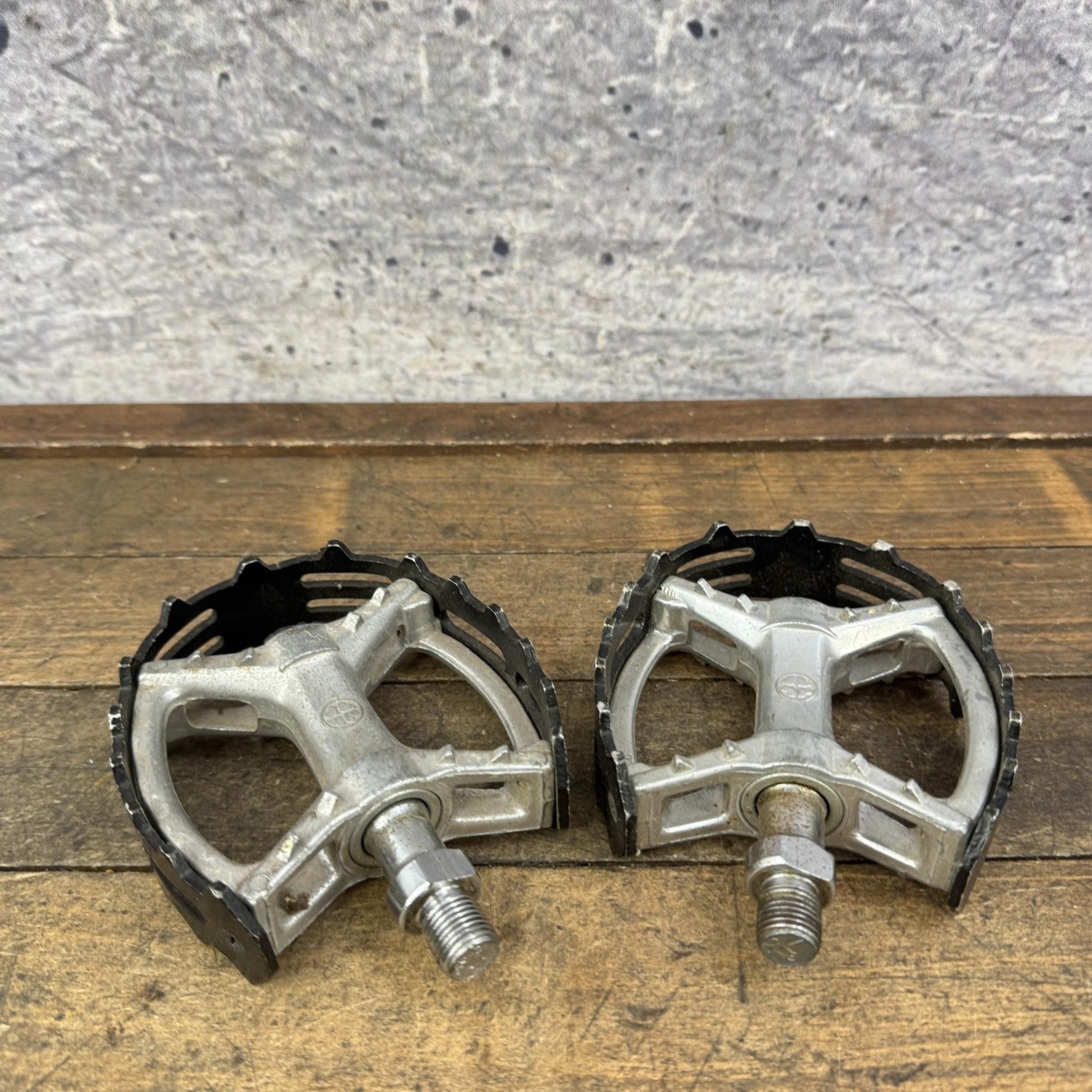 Vintage VP-747 BMX Bear Trap Bike Pedals 1/2 In VP Black OPC 1PC Old School