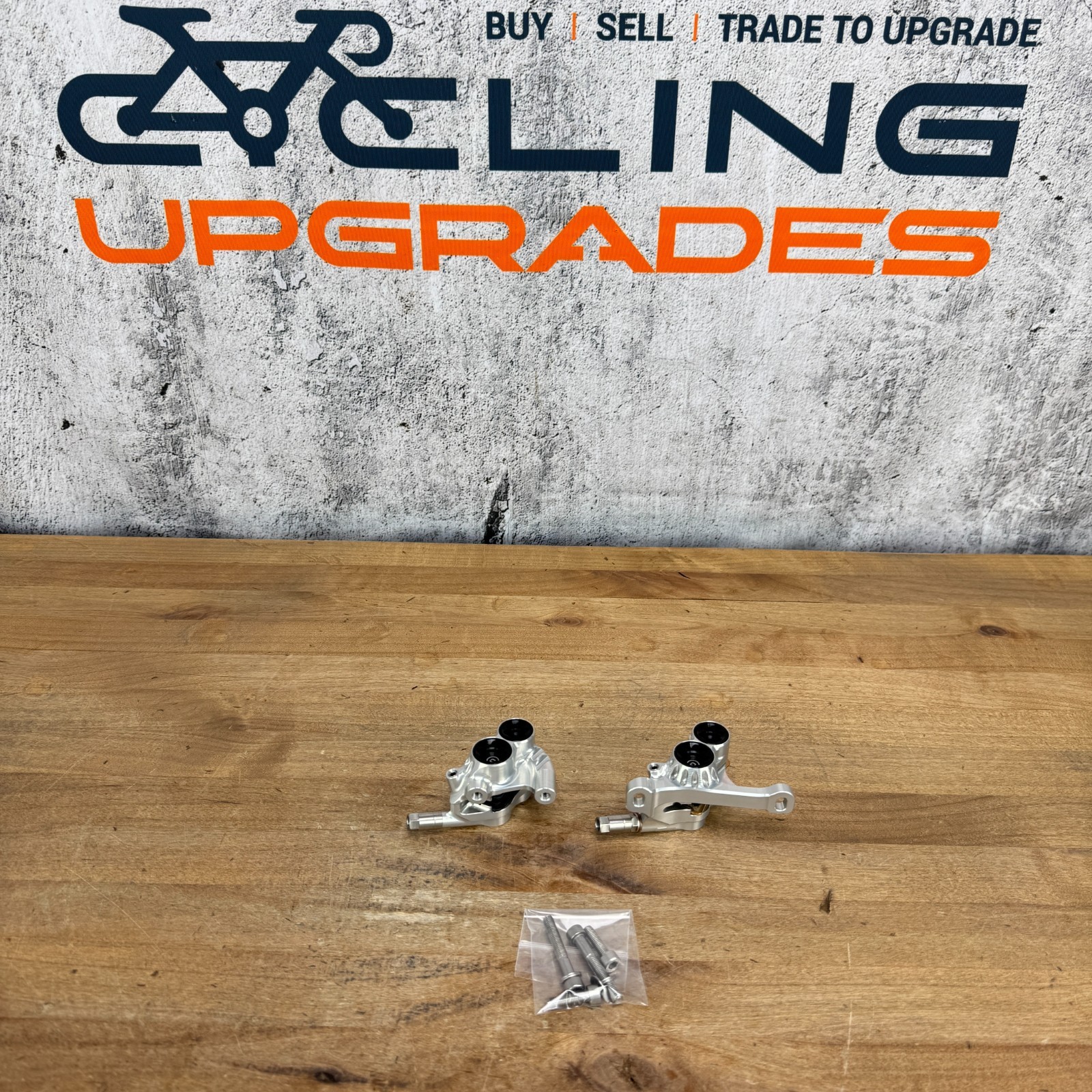 Hope RX4+ 4-Piston FM/FMF +20 Flat-Mount Silver Hydraulic Disc Brake Calipers