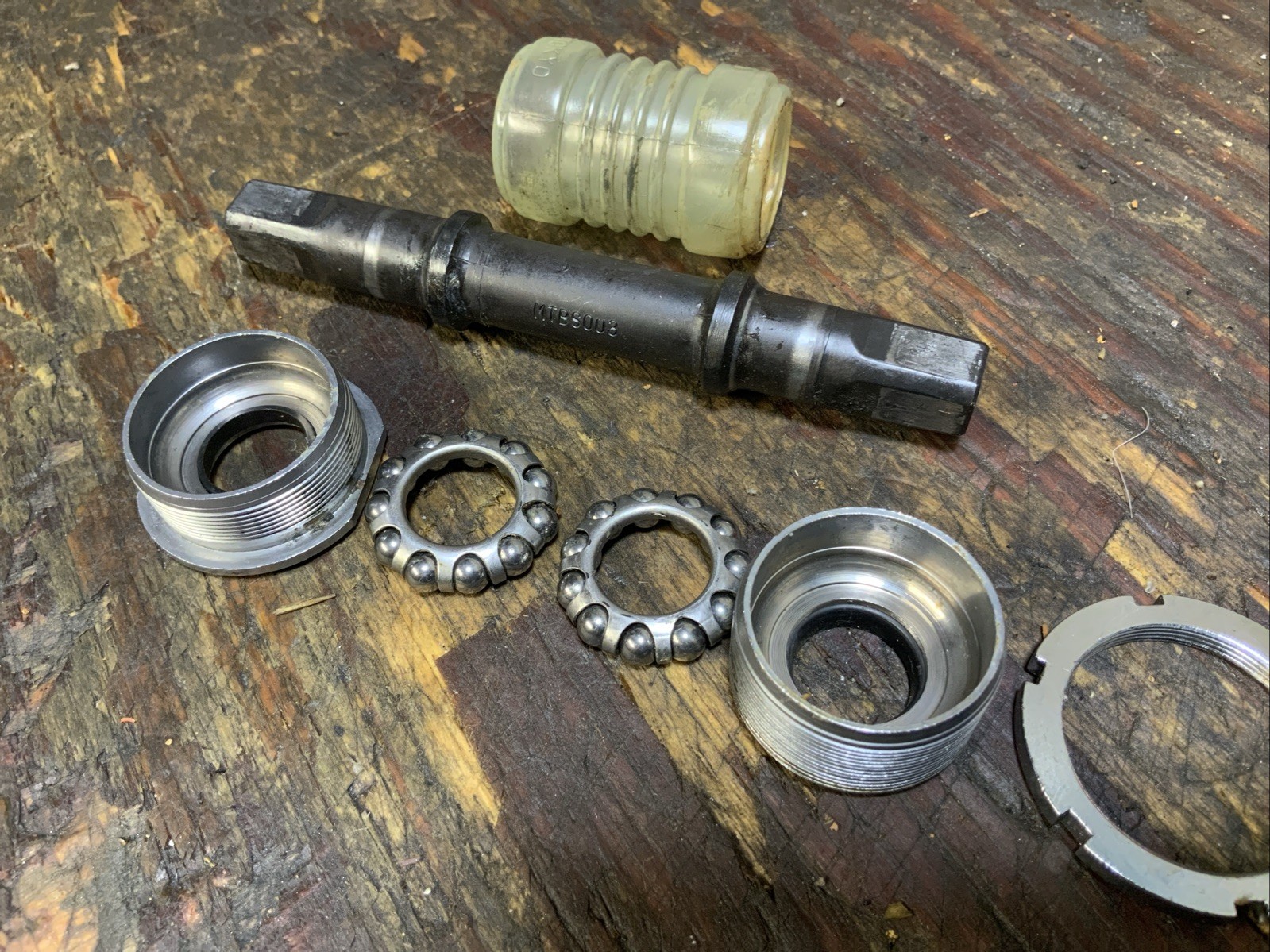 Tange Industries Sealed Bottom Bracket 68mm x 134mm Excellent Condition