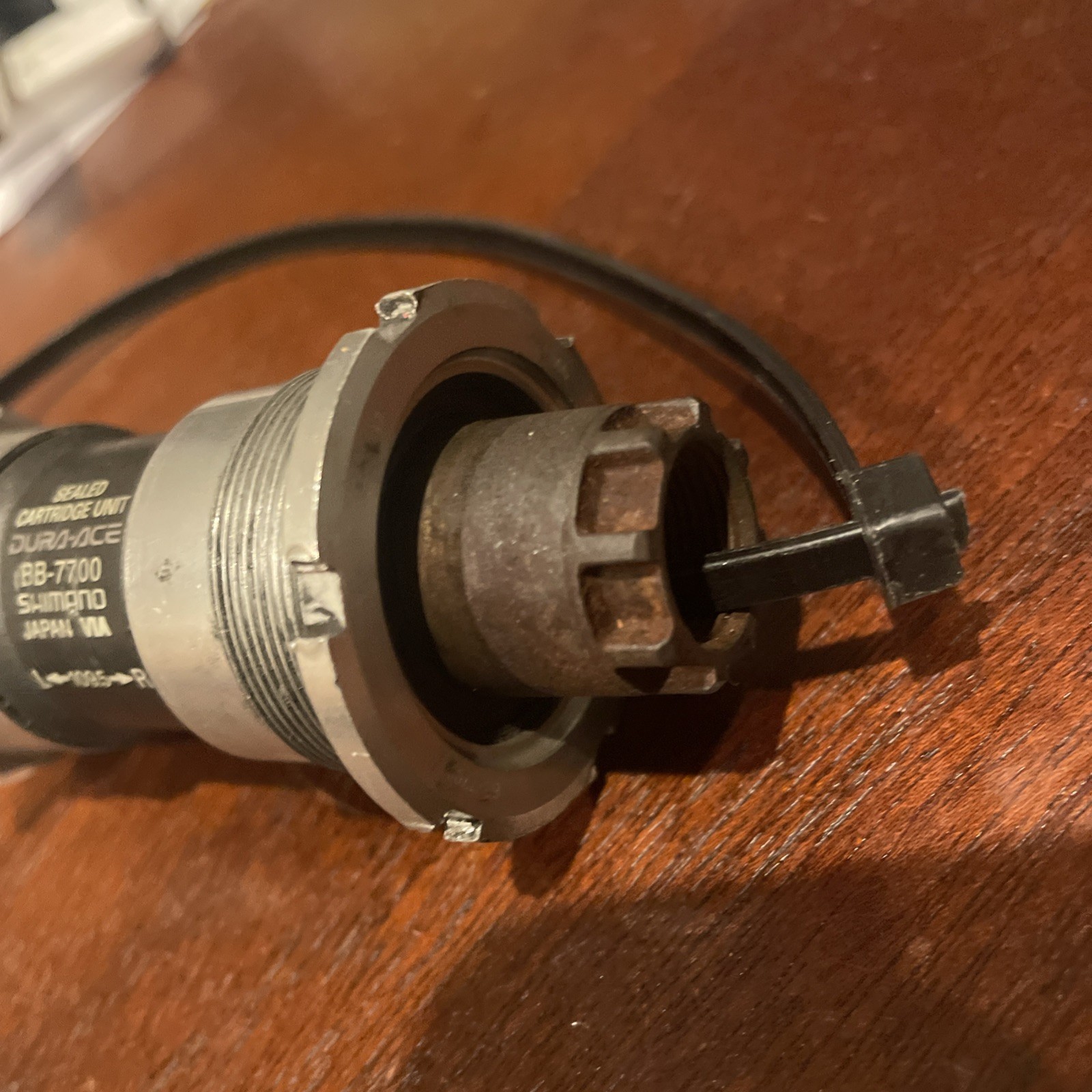 Shimano Dura Ace BB-7700 Bottom Bracket BSC English 109.5