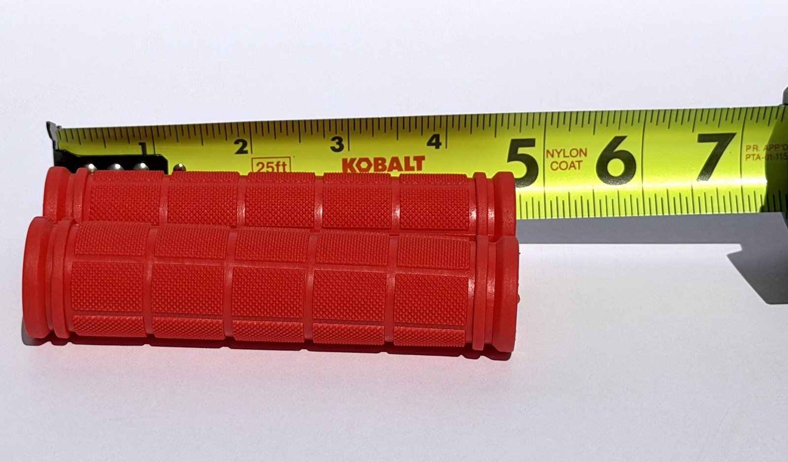 Red Kids Bike Handlebar Grips 22.2mm Non-Slip Rubber BMX Scooter Pair