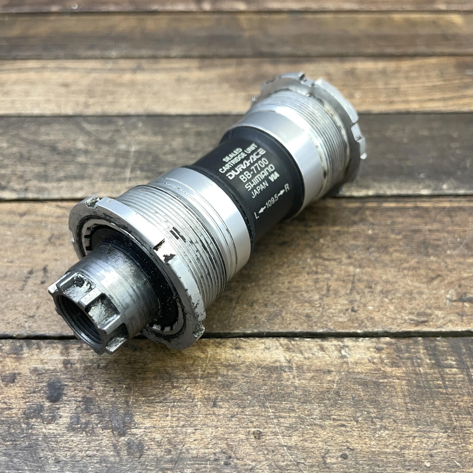 Vintage Shimano Dura-Ace Octalink ITALIAN Bottom Bracket BB-7700 70mm ITA 109.5