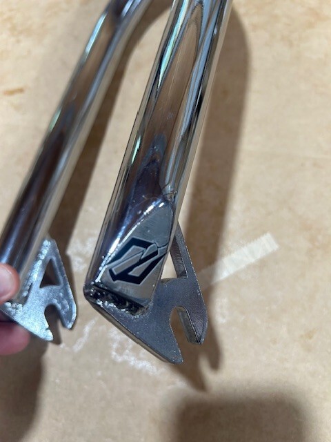 FREE SHIPPING – TNT BICYCLES 20″ BMX FORK – CHROME PLATED (DISCOUNTED – B-STOCK)