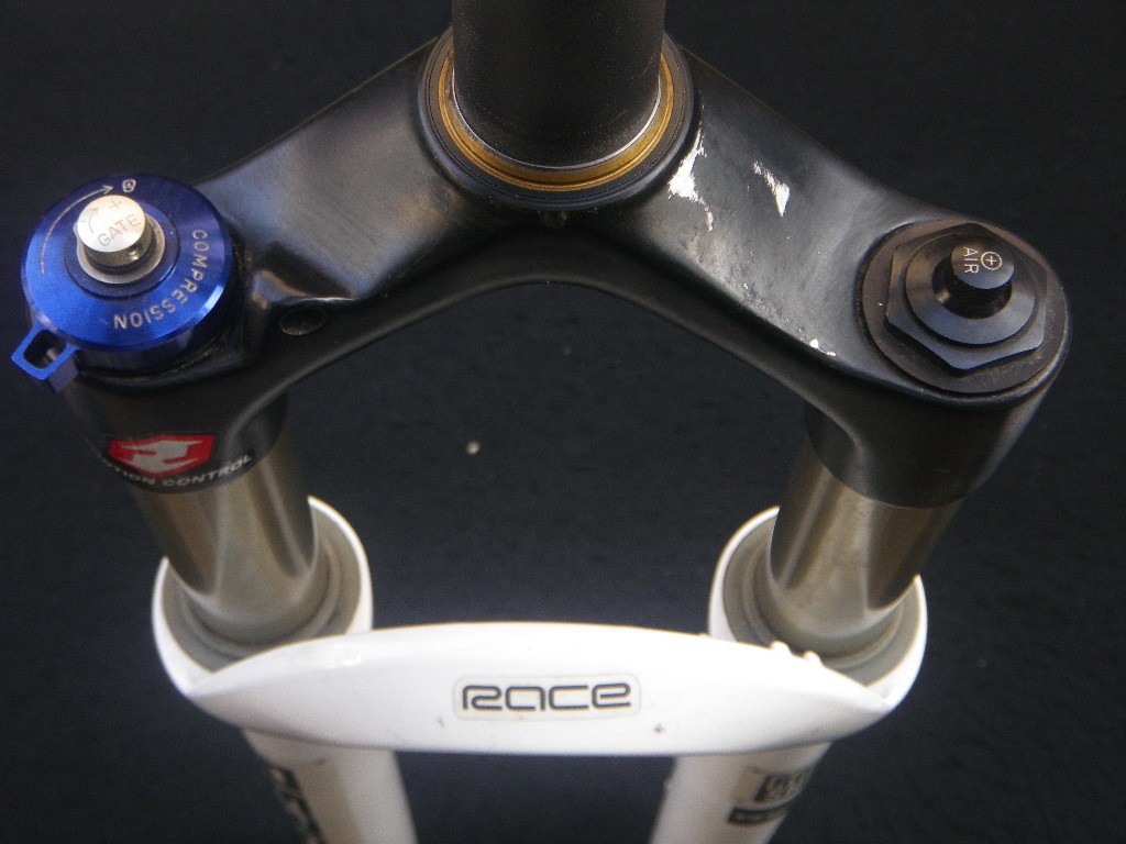 85mm RockShox Reba Approx. 1.8kg RockShox Front Fork MTB Front Suspension SRAM