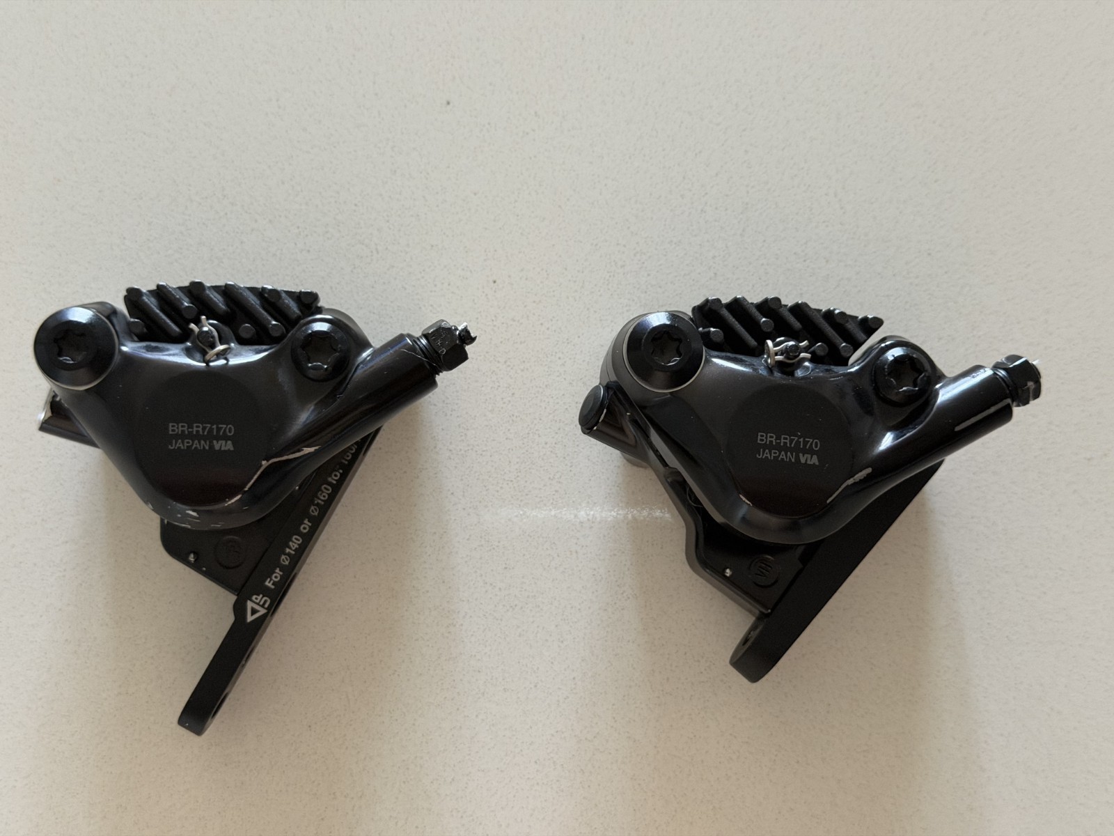 Shimano 105 Di2 ST-R7170 + BR-R7170 Hydraulic Disc Brake/Shifter Set 12-Speed