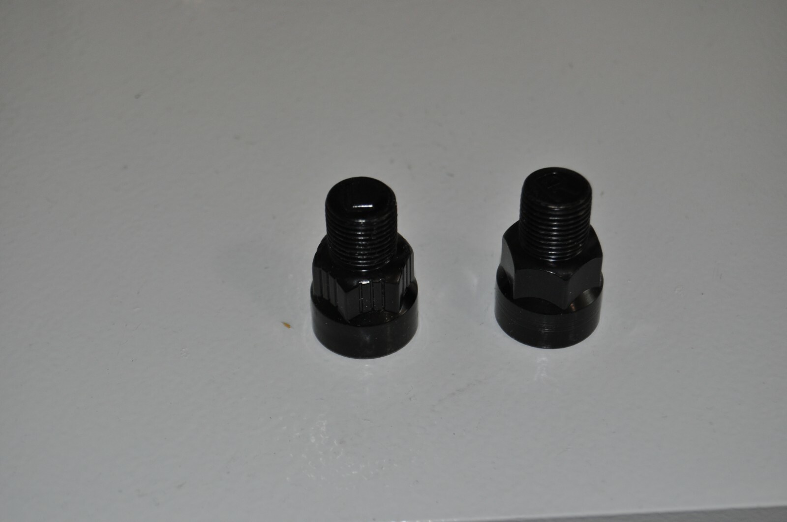 Bicycle Pedal ADAPTERS Converts Fits 9/16″ Cranks to 1/2″ Bike Pedals