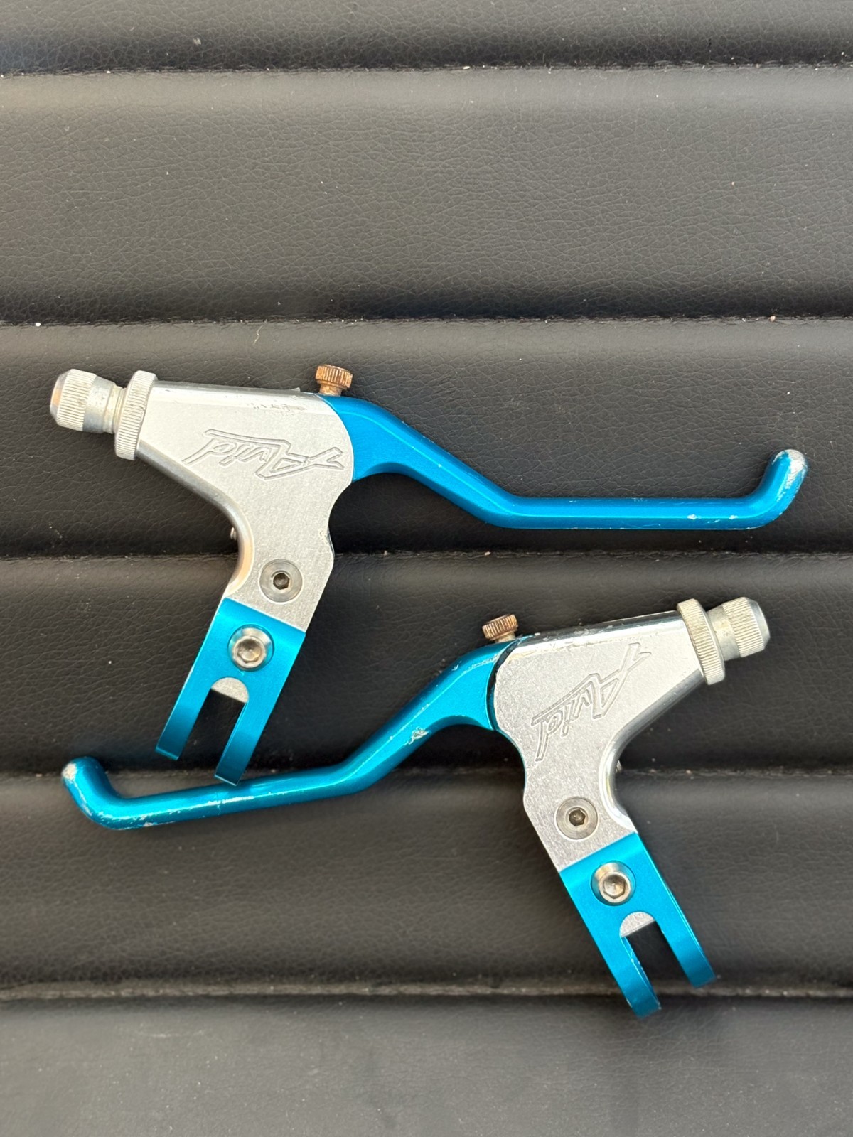 Vintage AVID Ultimate Brake Levers Anodized Turquoise MTB Mountain Bike 90’s