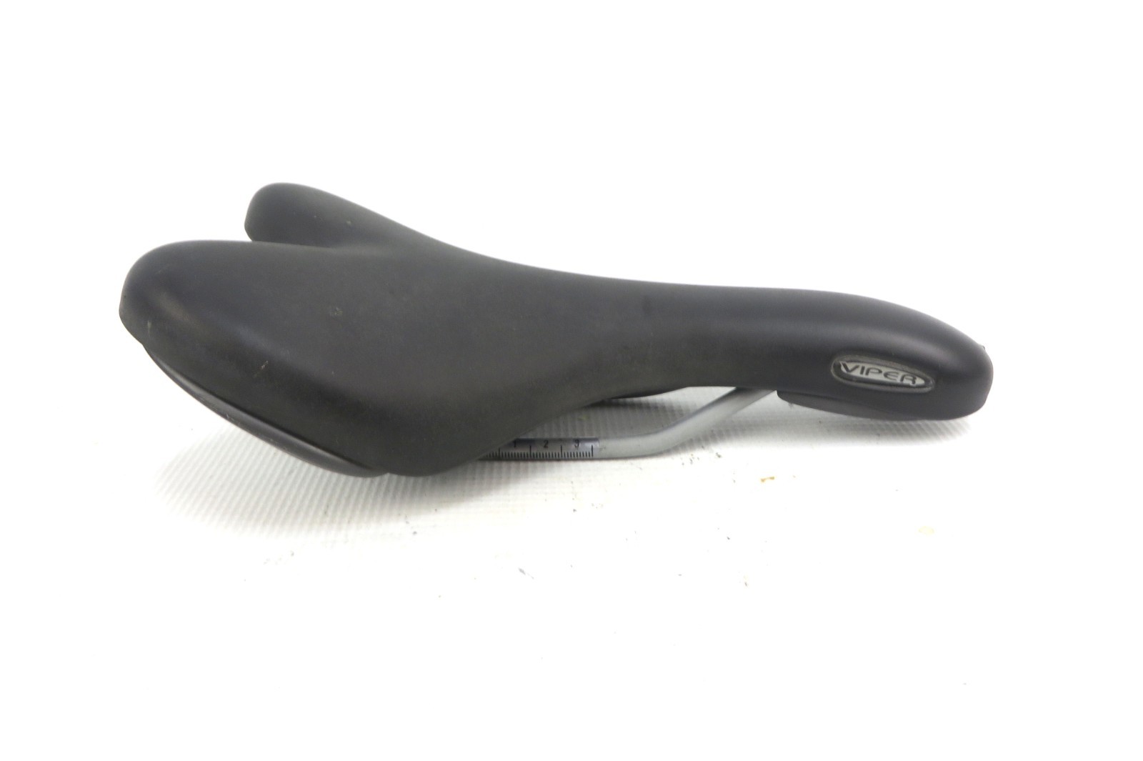 SELLE ROYAL VIPER SADDLE Bike Seat 146x267mm 360g Steel Rails Black