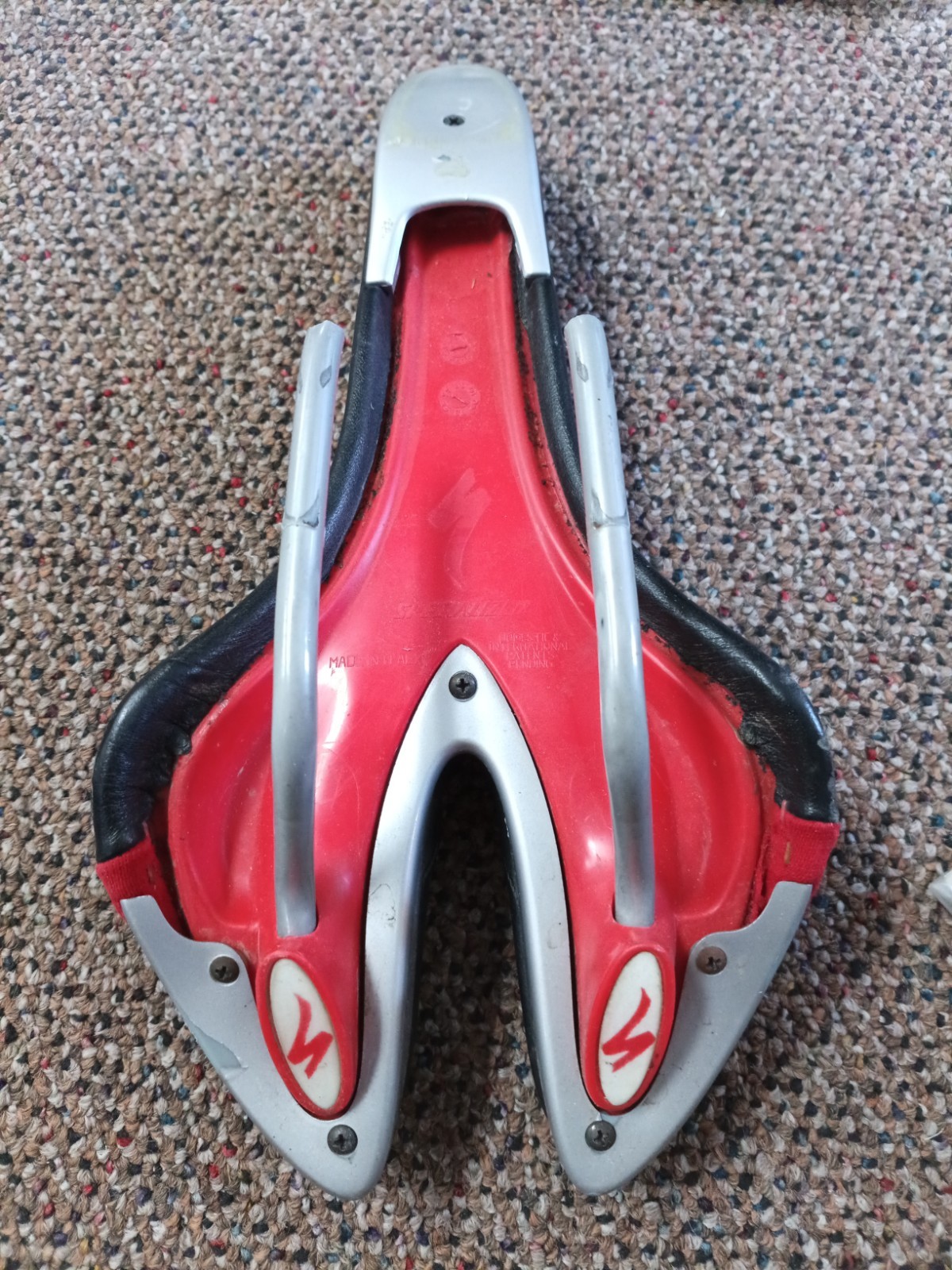 Specialized Body Geometry Saddle- Manganese Rails.Used