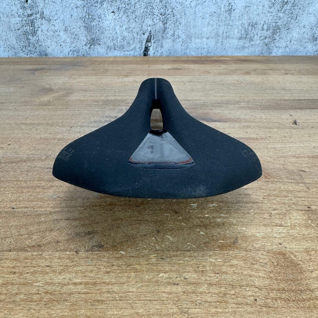 Fizik Antares R1 Open Regular 141mm 7x9mm Carbon Rails Bike Saddle 188g