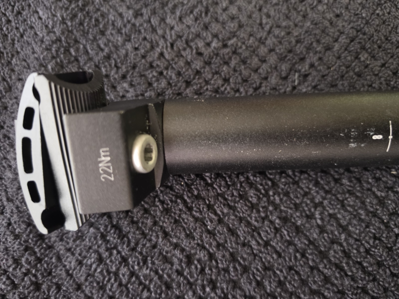 Alloy Bike Seatpost 30.9 mm x 300mm 25mm Offset Black