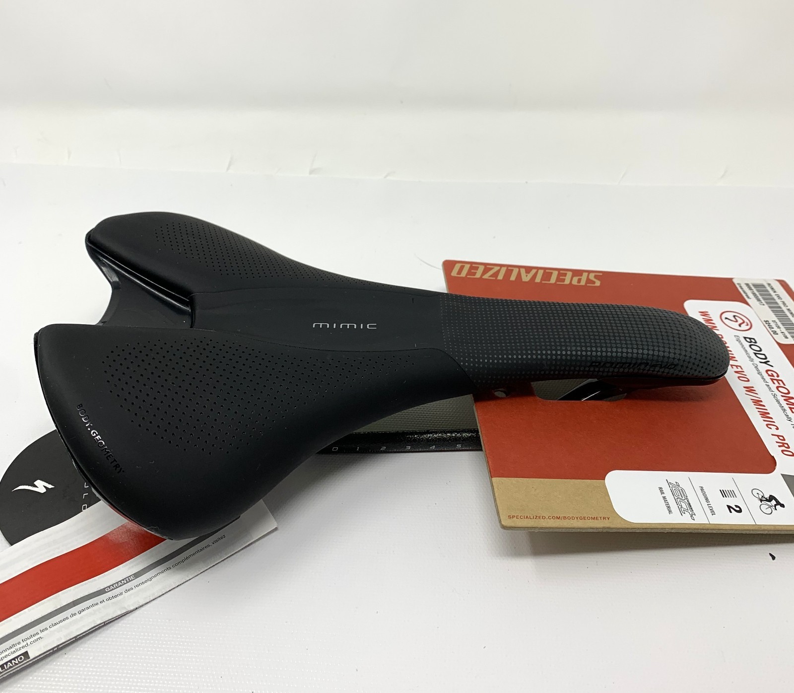 Specialized Women’s Romin Evo Mimic Pro 168mm Carbon Rail Saddle – New