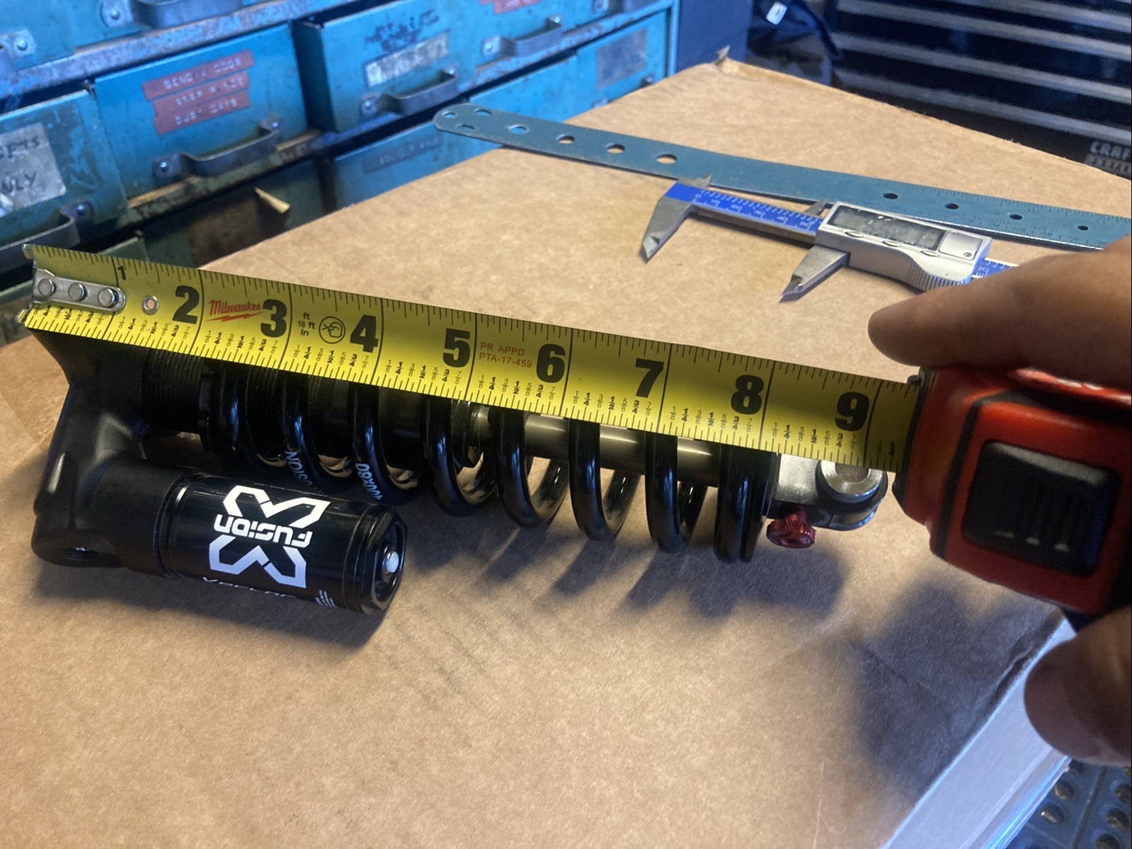 x fusion rear shock Vector Spring Mountain Bike