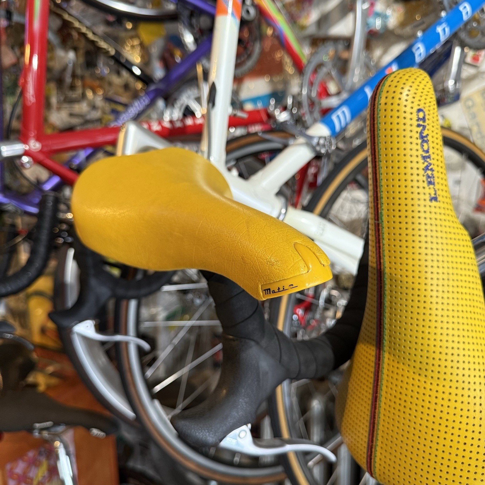 VINTAGE 1980’s / 90’s SELLE ITALIA TURBOMATIC SADDLE RARE TITANIUM RAILS YELLOW
