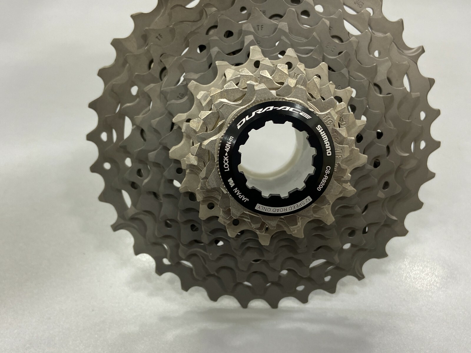 Shimano Dura-Ace CS-R9200 12-Speed Road Cassette Sprocket (Silver) 11-34T
