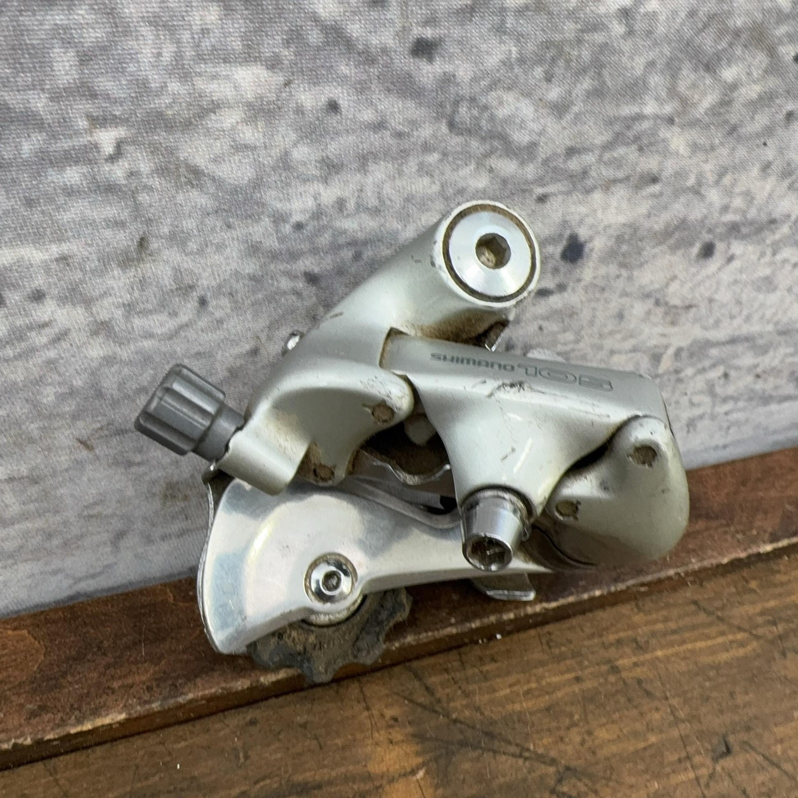 Vintage Shimano 105 RD-1055 Rear Derailleur 7 Speed Short Cage Silver Japan 245g