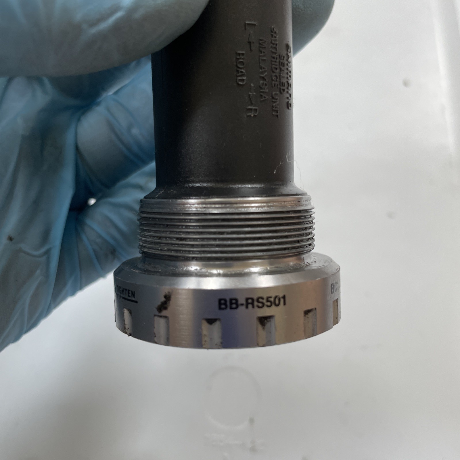 Shimano BB-RS501 68mm English Bottom Bracket Hollowtech II – Silver