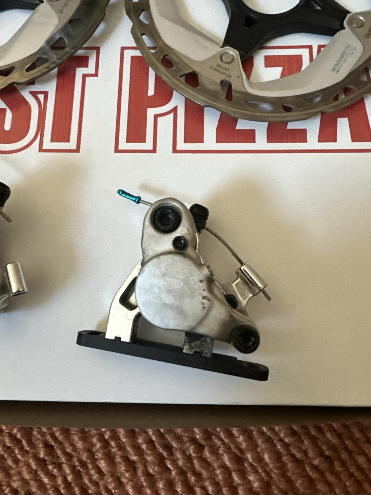 Pre Owned Yokozuna Motoko Flat Mount Disc Brake Set With Shimano Ice Tech Rotors