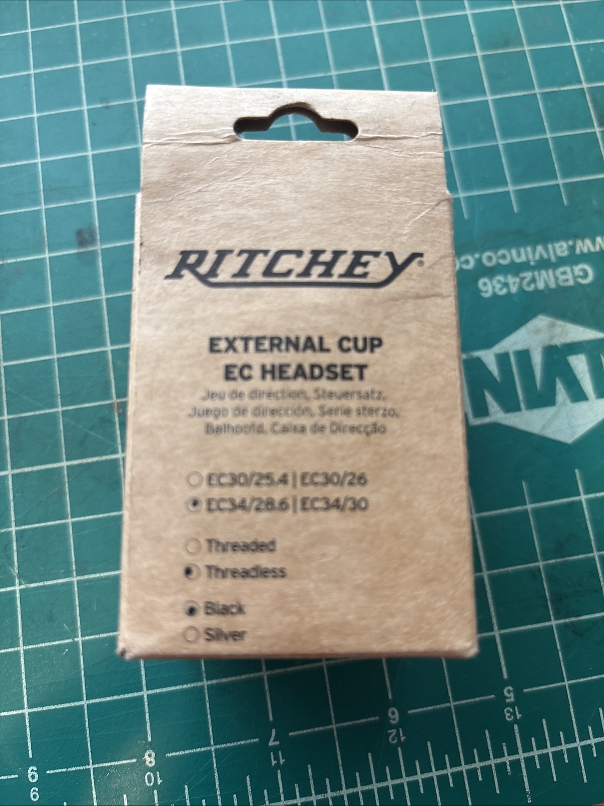 Ritchey Logic Comp 1-1/8″ Threadless Headset: EC34/28.6 EC34/30, Black