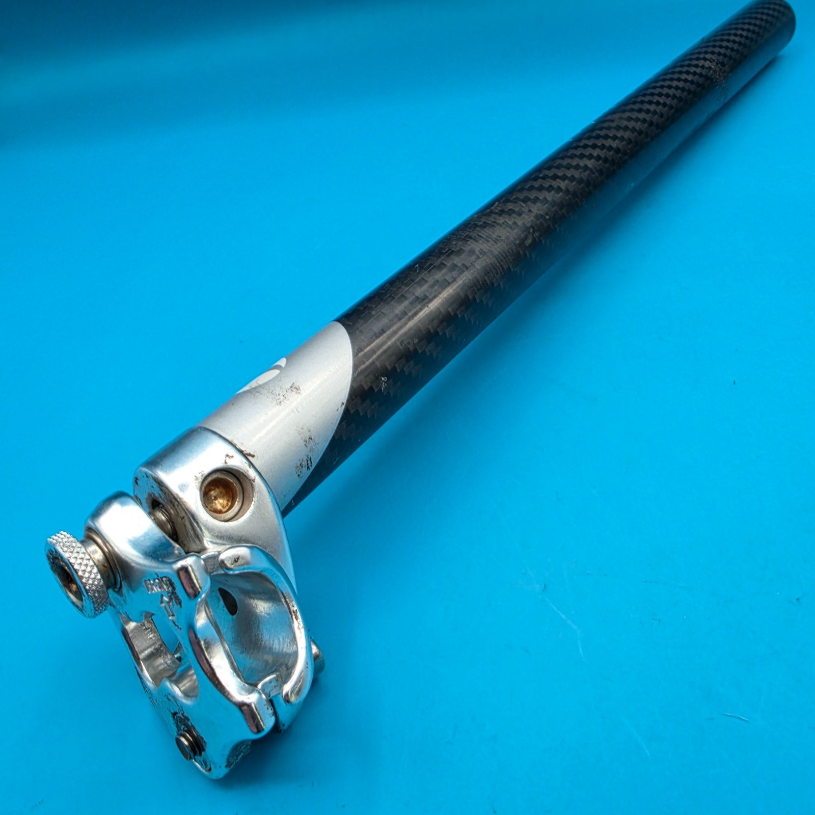 GIANT Bicycles Carbon Fiber Seatpost 27.2mm Diameter 360mm Length 20mm Offset