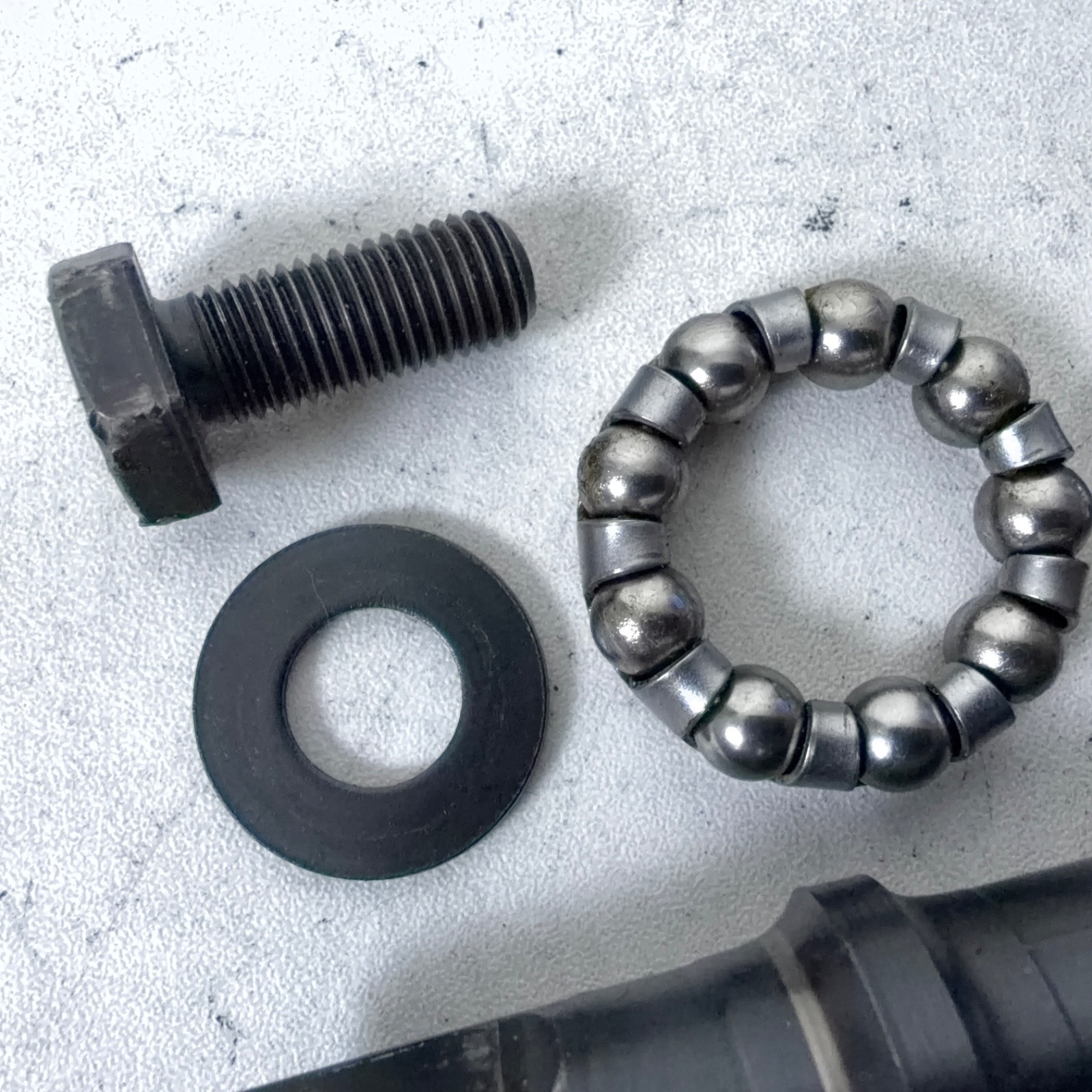 Shimano Vintage Square Taper Bottom Bracket 68-113mm English Threaded CR-MO