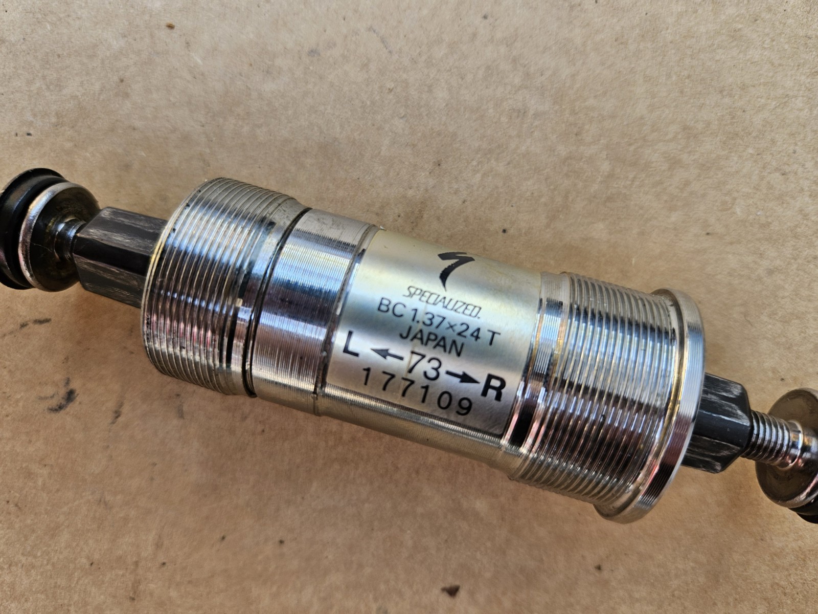 90s Specialized Sealed Cartridge Bottom Bracket 73mm Shell x 110mm Spindle