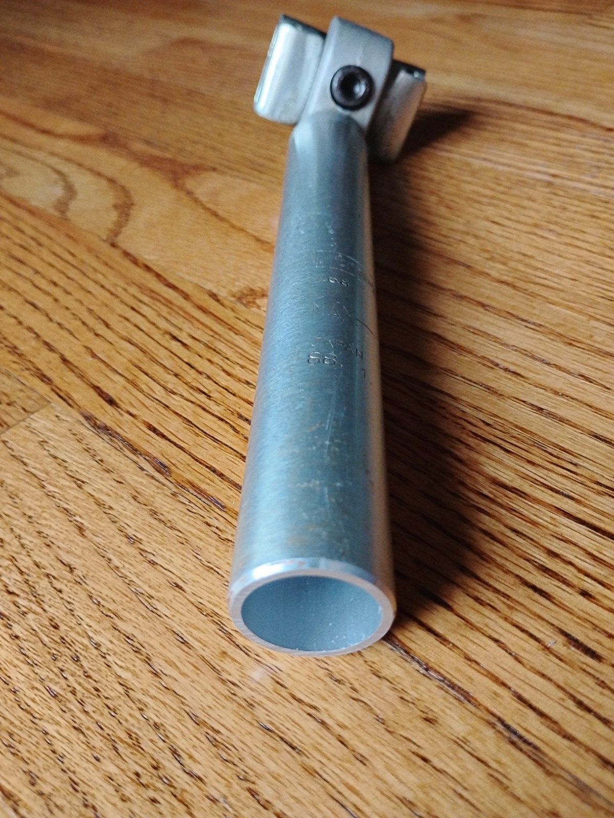 Vintage 1980’s STRONG Seatpost 26.8mm, 200mm, Made in Japan