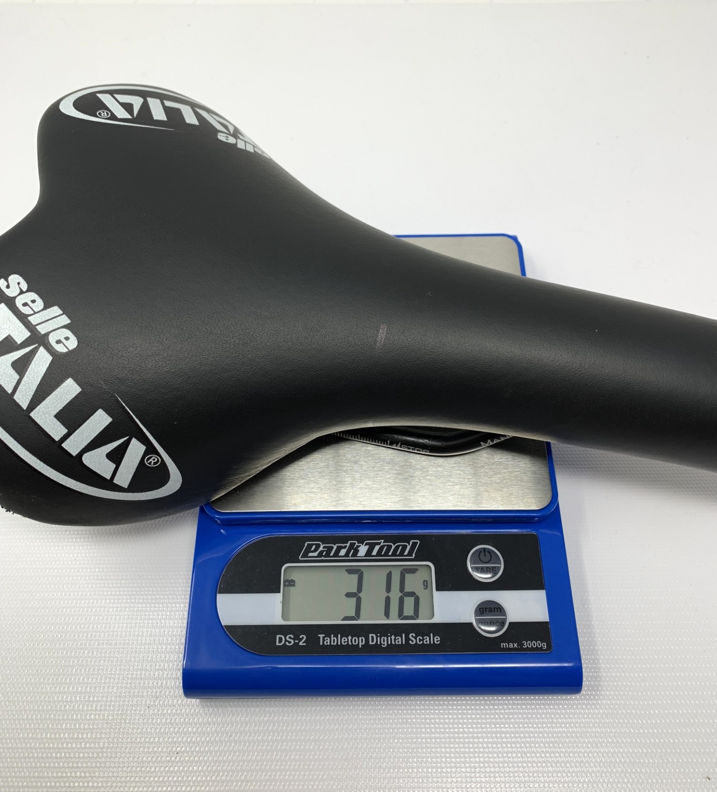 Selle Italia Turbomatic Manganese Saddle