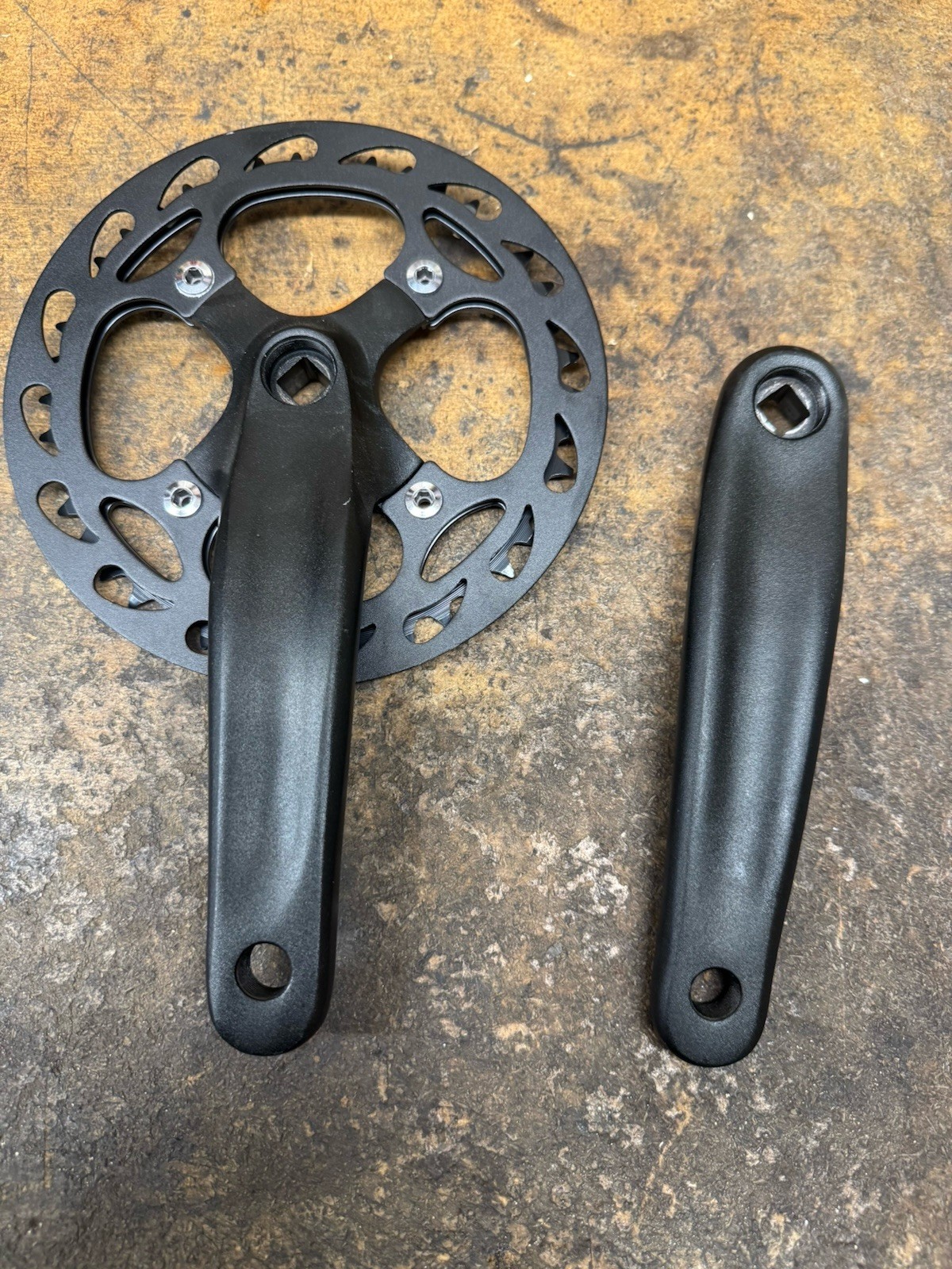 crankset Single Speed , 170mm , 42 Tooth ring , Square Taper , OEM