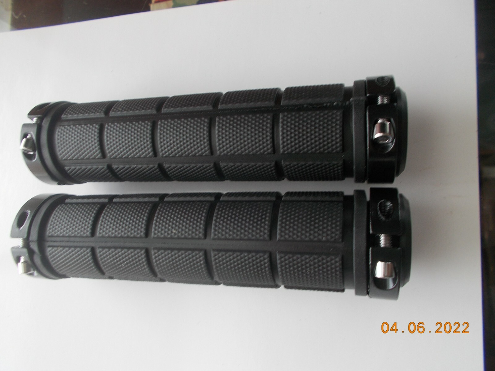 New Set of Bicycle Locking Handlebar Grips, Black, with end caps