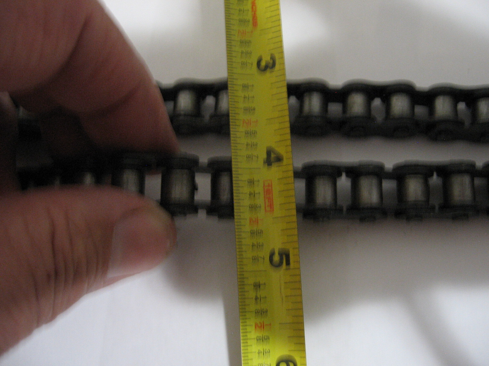 (5 each) Roller Chain 12.7 mm pins C to C and 89 pins – length 45 in or 1143 mm
