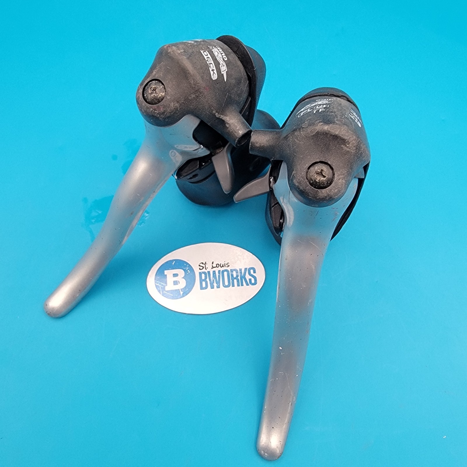 Shimano SORA ST-3300 / ST-3303 3 x 8 Speed STI Shift/Brake Lever Set e18