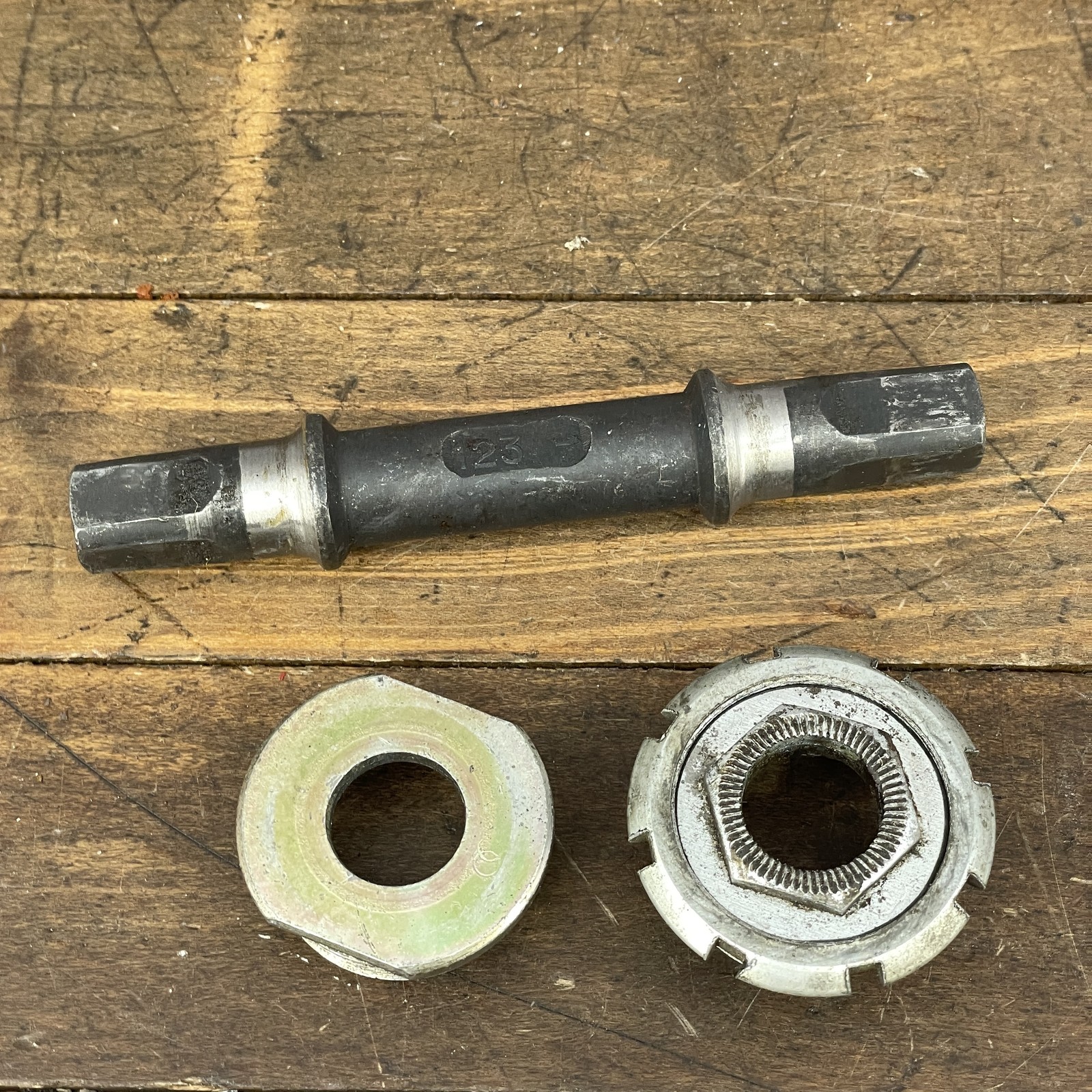 Vintage Nervar Bottom Bracket 123mm French FRA Square Taper Road Bike Set